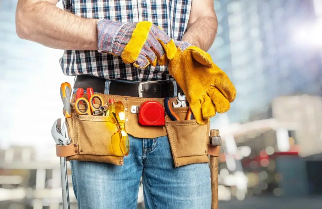empresa reparaciones del hogar. Imagen del equipo profesional de manitas en alicante